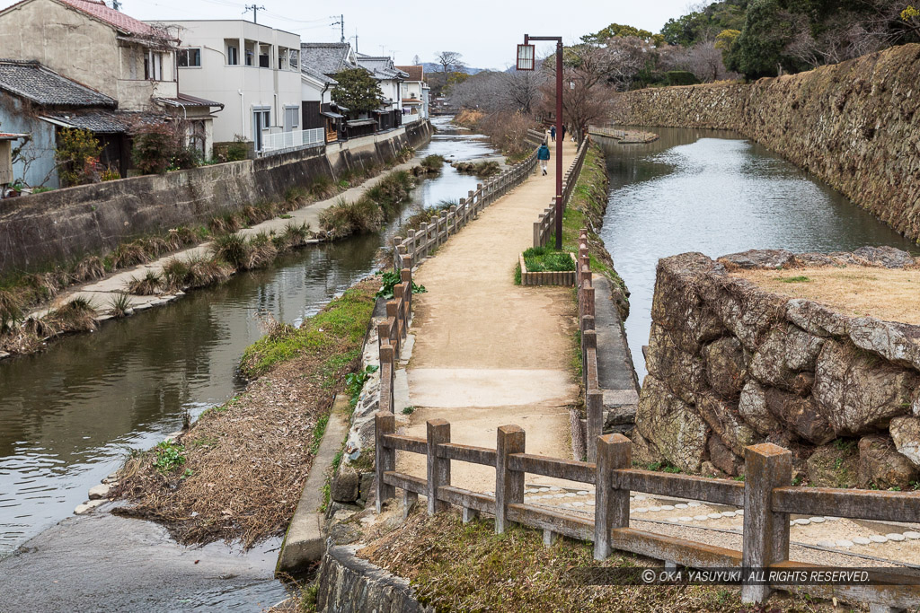 市之橋門跡付近・外堀と船場川