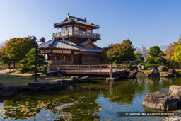 池田城天守風復興櫓・展望休憩舎 | 高解像度画像サイズ：7887 x 5261 pixels | 写真番号：344A2889 | 撮影：Canon EOS R5