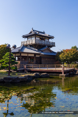 池田城天守風復興櫓・展望休憩舎 | 高解像度画像サイズ：5018 x 7523 pixels | 写真番号：344A2892-Edit | 撮影：Canon EOS R5