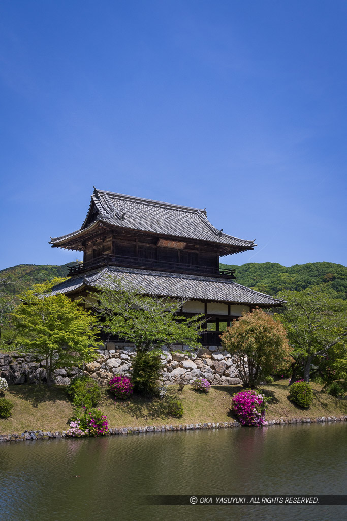 御土居の矢倉跡・吉香神社絵馬堂