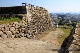 三階櫓跡と二の丸虎口跡 | 高解像度画像サイズ：6720 x 4480 pixels | 写真番号：5D4A1147 | 撮影：Canon EOS 5D Mark IV