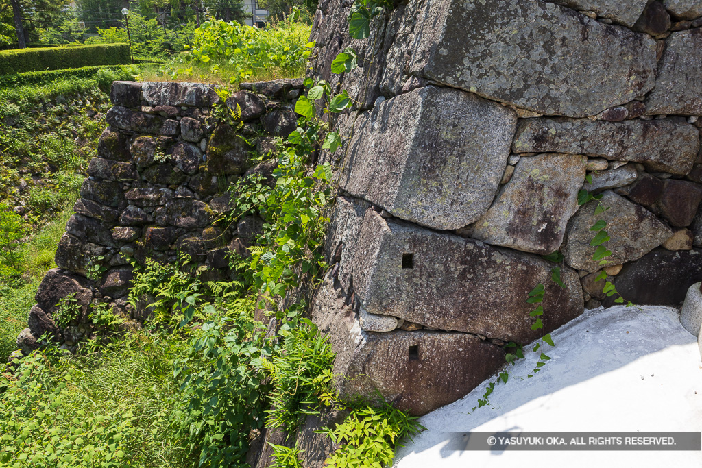 白澤門跡のほぞ穴