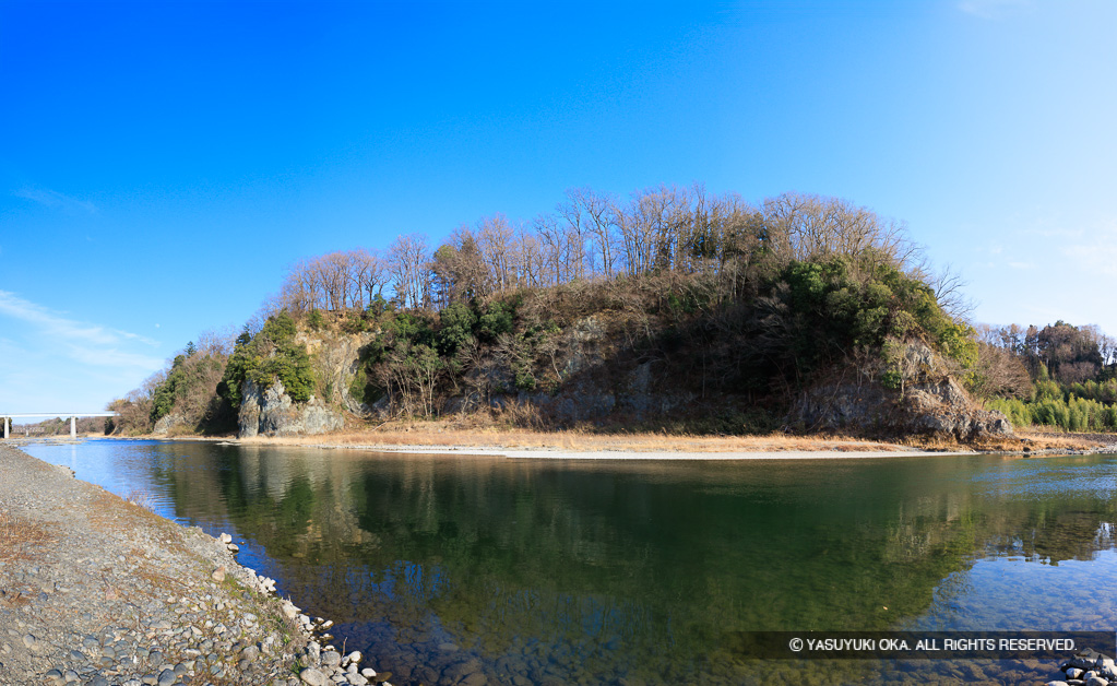 荒川と鉢形城址