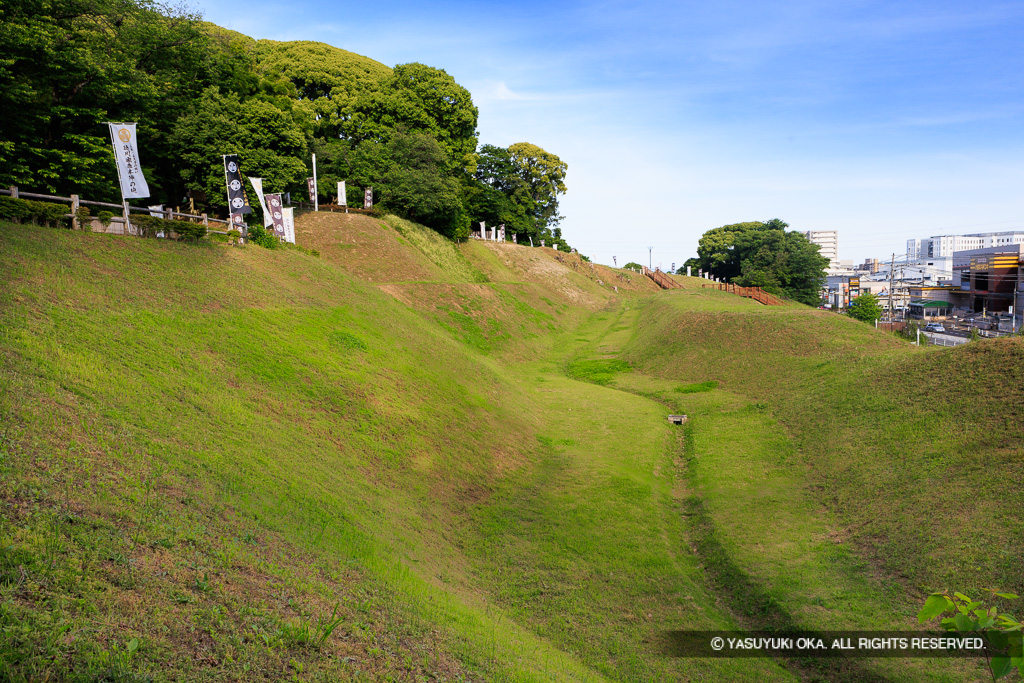 空掘と土塁