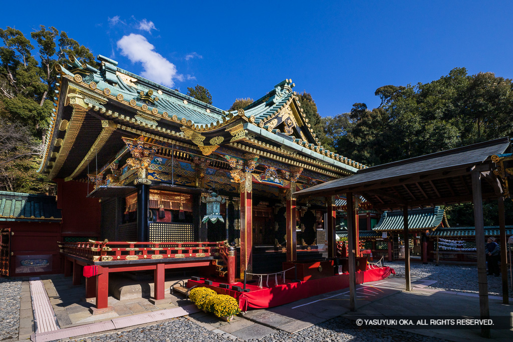 久能山東照宮拝殿・本丸跡