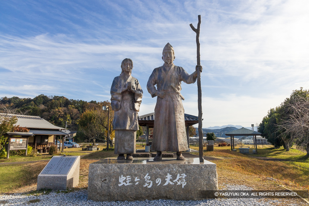 源頼朝と北条政子の銅像