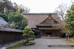 江川家玄関 | 高解像度画像サイズ：8159 x 5442 pixels | 写真番号：344A5060 | 撮影：Canon EOS R5